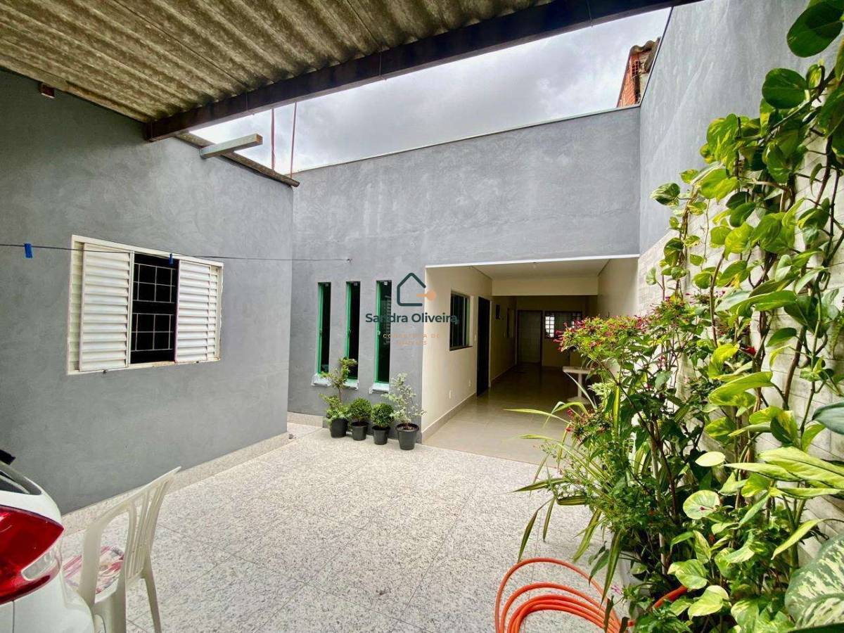 Casa 3 Quartos com Suíte no Itapoã 2 – Lote de 200m² - Sandra Oliveira