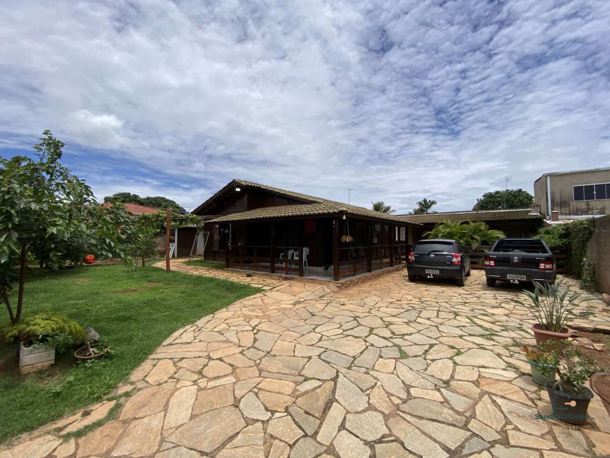 Casa no Condomínio Novo Horizonte | 3 Quartos | Área Gourmet - Sandra Oliveira