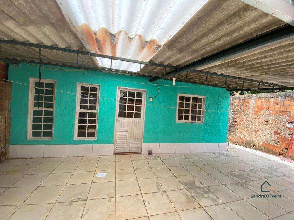 Casa com 02 Quartos, 01 Suíte - Lote de 150m² no Del Lago Itapoã/DF - Sandra Oliveira